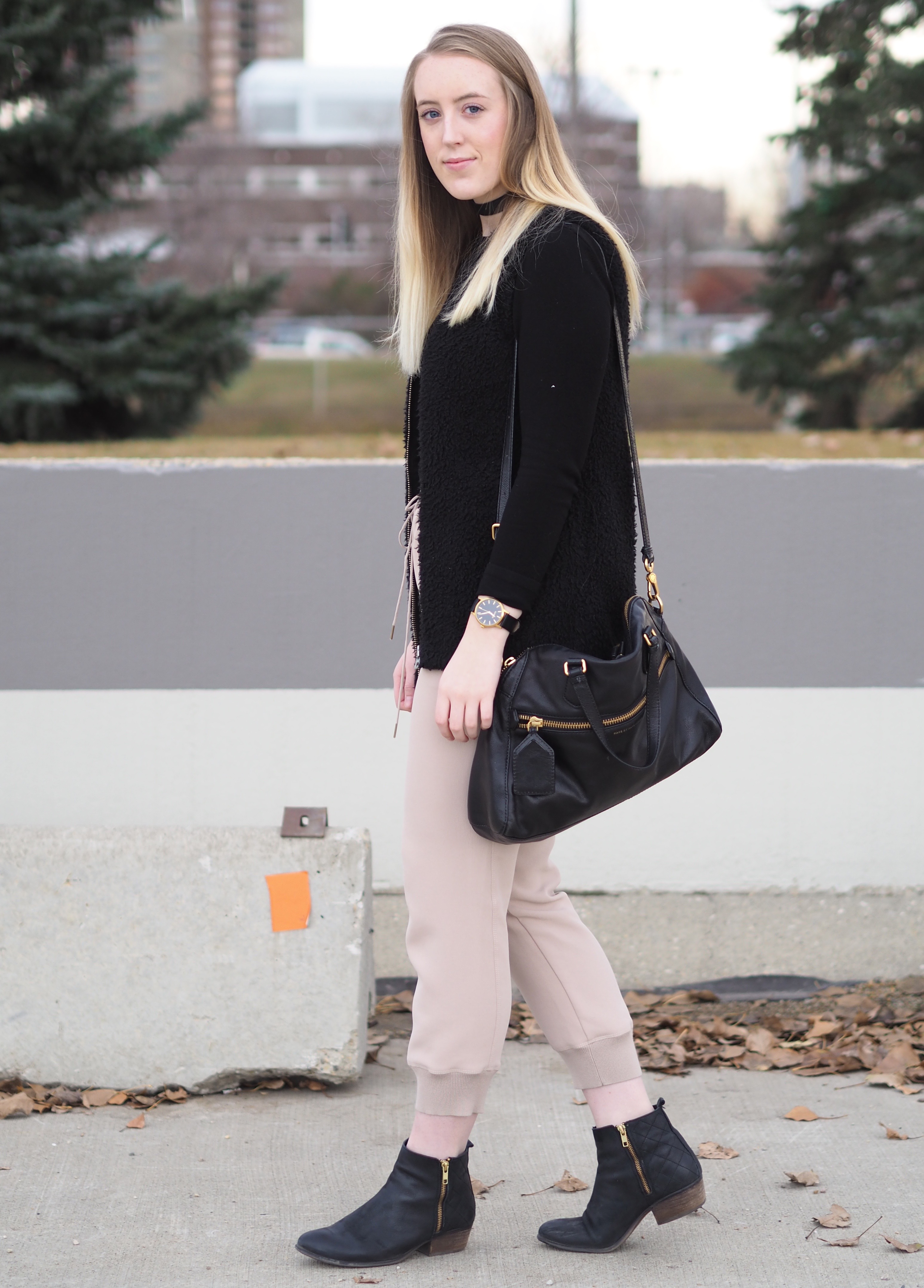 Aritzia Vest - Strung in Gold {Aritzia Vest, DUVAL Choker, Aritzia Joggers, Danier Sweater, Marc by Marc Jacobs Bag, Steve Madden Boots}