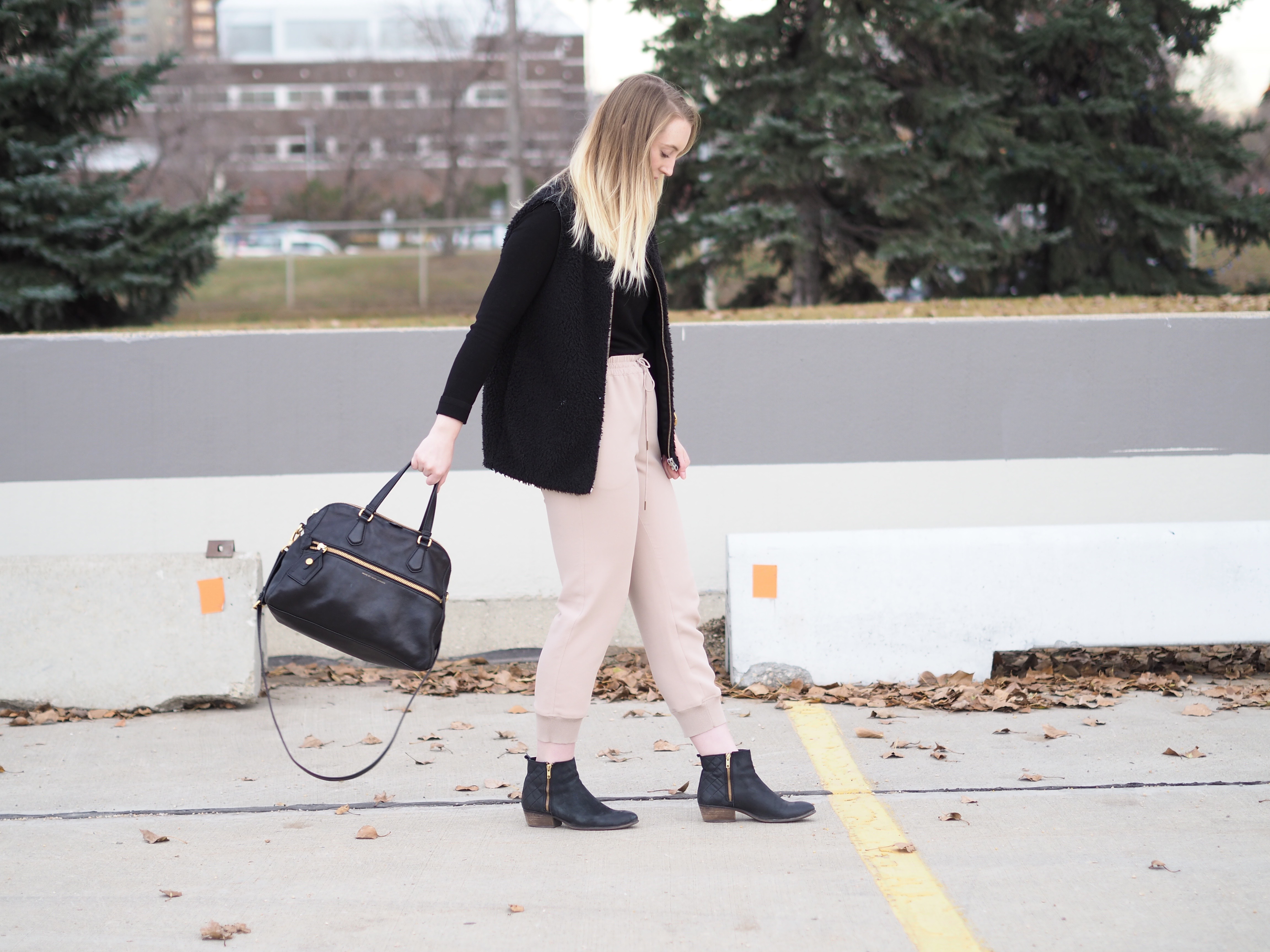 Aritzia Vest - Strung in Gold {Aritzia Vest, DUVAL Choker, Aritzia Joggers, Danier Sweater, Marc by Marc Jacobs Bag, Steve Madden Boots}