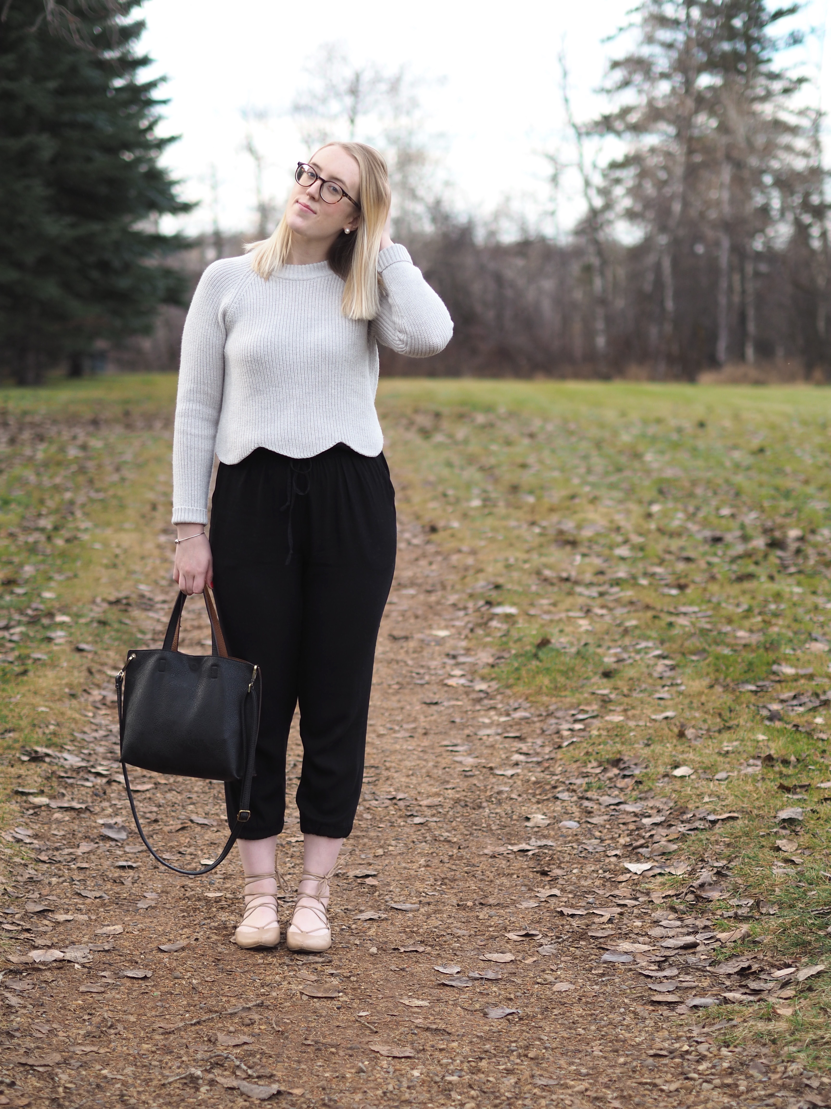 Long-bob-haircut-strungingold-aritzia-steve-madden