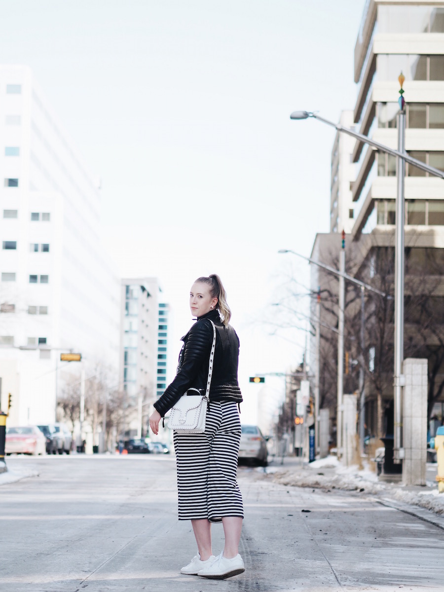 Patterned romper outfit perfect for your spring style woes as we head into warmer temperatures